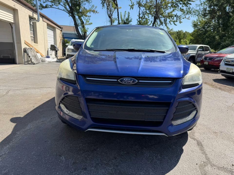 Used 2015 Ford Escape SE AWD/4WD image 3
