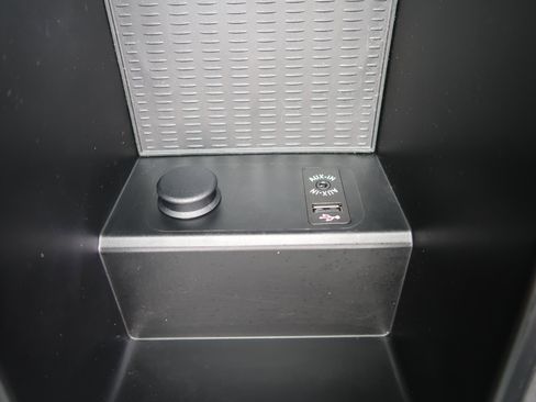 Used 2017 BMW X3 sDrive28i image 21