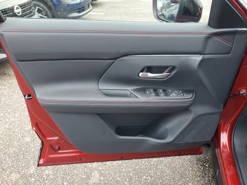 New 2026 Nissan Kicks SR image 15