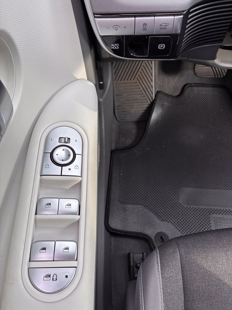 Certified 2024 Hyundai Ioniq 5 SEL AWD/4WD image 29