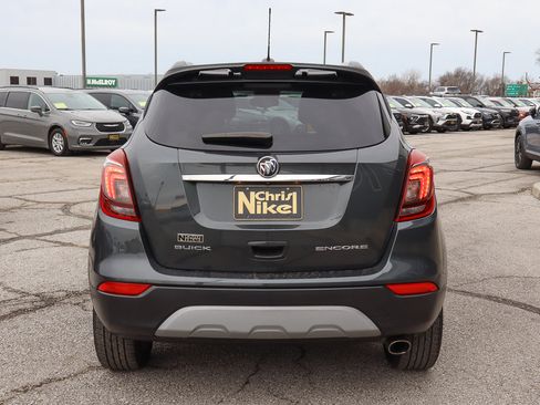 Used 2018 Buick Encore Sport Touring image 5