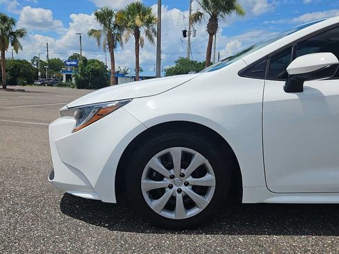 Used 2022 Toyota Corolla LE FWD image 18