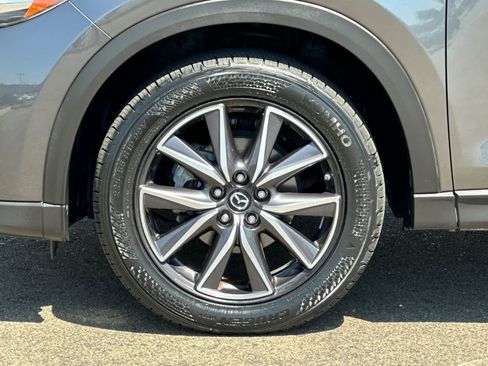 Used 2018 MAZDA CX-5 Touring w/ Preferred Equipment Package FWD image 31