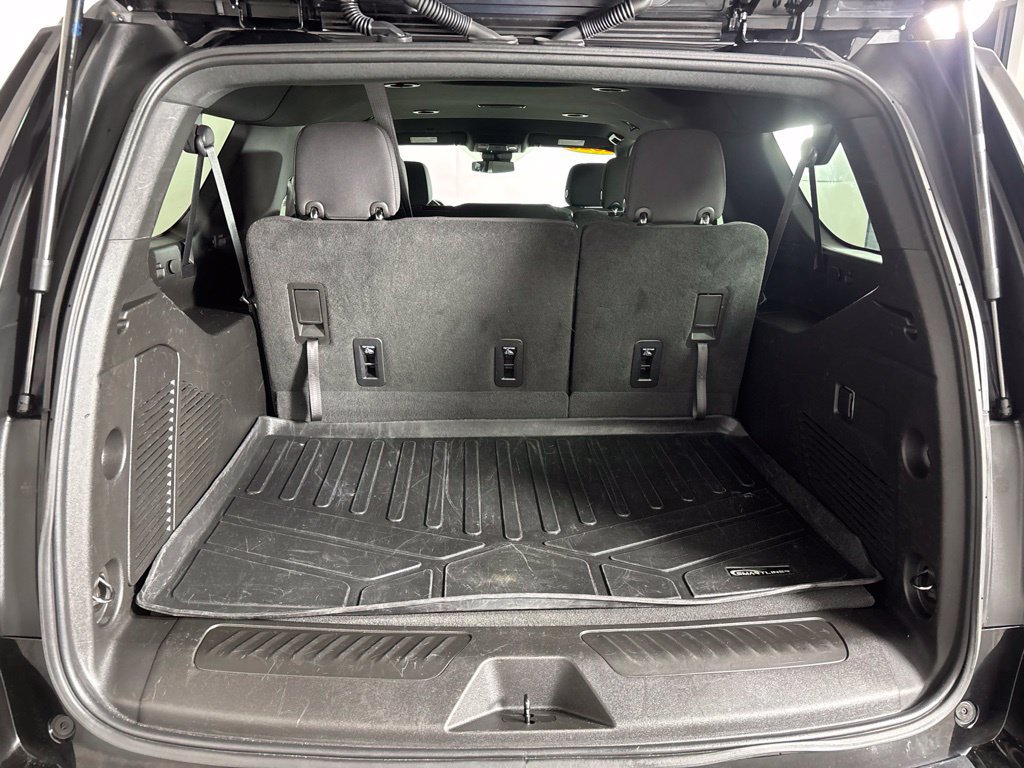 Used 2023 Chevrolet Suburban LS AWD/4WD image 9