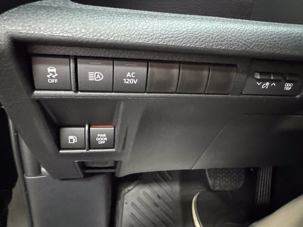 New 2026 Toyota Sienna XLE Woodland Edition AWD/4WD image 26