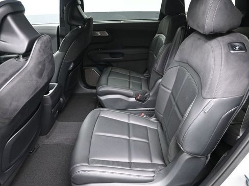 New 2027 Kia Telluride X-Line SX Prestige AWD/4WD image 32
