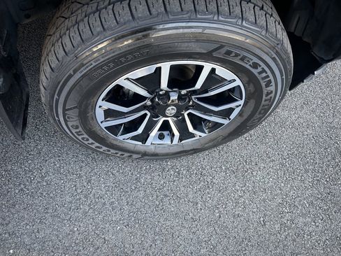 Used 2023 Toyota Tacoma TRD Sport image 19