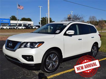 Used 2020 Nissan Pathfinder SV