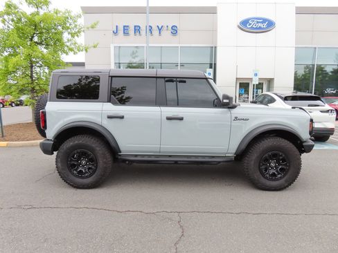 Used 2024 Ford Bronco Wildtrak AWD/4WD image 4