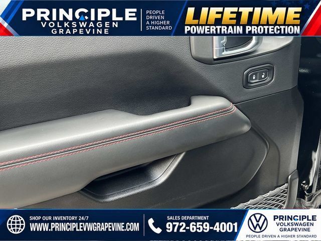 Used 2026 Jeep Wrangler Unlimited Rubicon AWD/4WD image 12