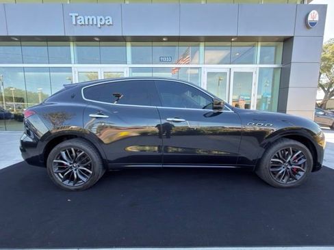 Used 2022 Maserati Levante Modena AWD/4WD image 18