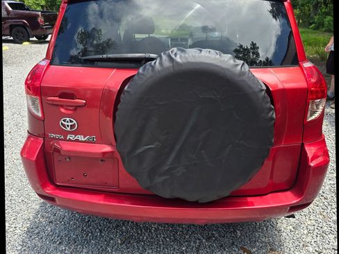 Used 2007 Toyota RAV4 2WD image 10
