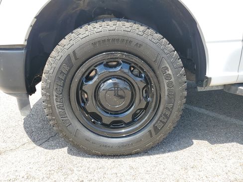 Used 2021 Ford F150 XL w/ Equipment Group 101A High AWD/4WD image 5