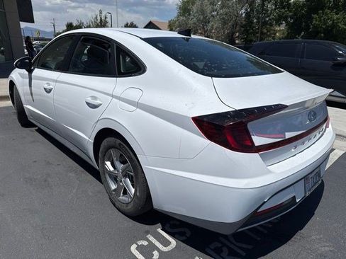 Used 2023 Hyundai Sonata SE FWD image 5