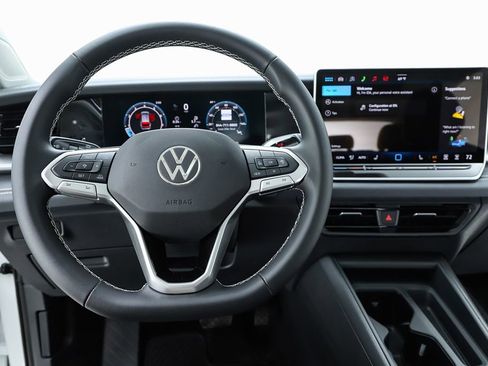New 2026 Volkswagen Tiguan SE image 20