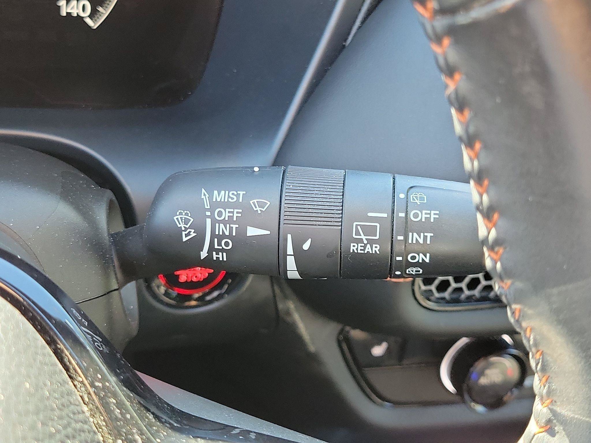 Used 2025 Honda HR-V Sport image 12