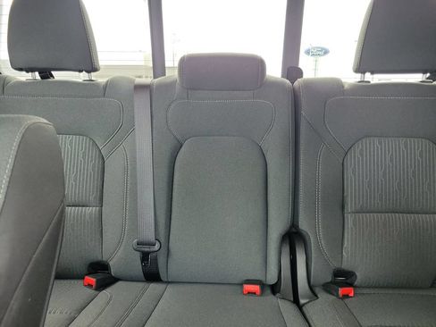 Used 2024 RAM 1500 Big Horn AWD/4WD image 17