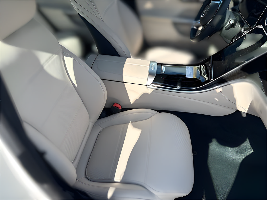Certified 2026 Mercedes-Benz C 300 4MATIC Sedan image 25