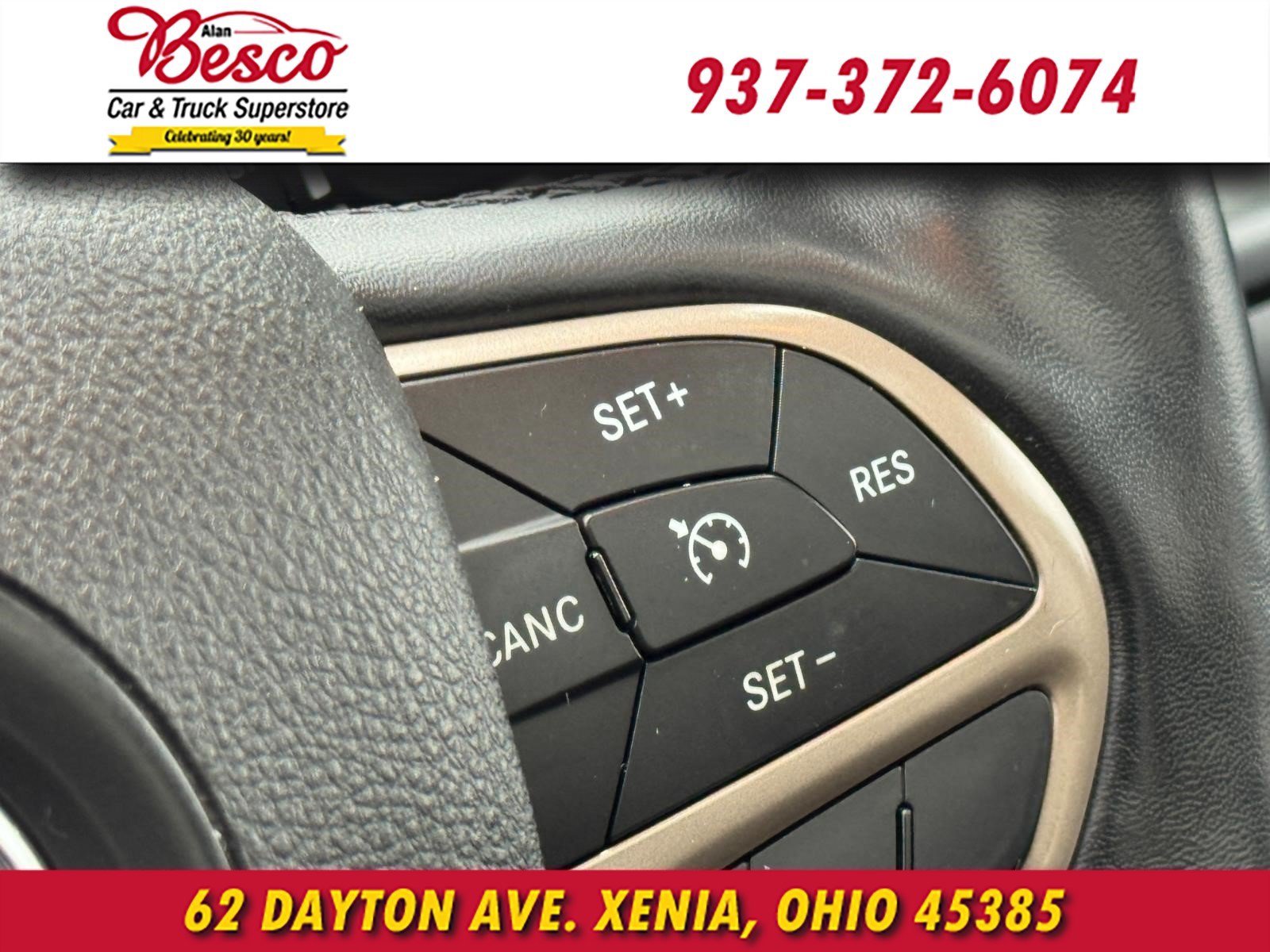 Used 2015 Jeep Cherokee Limited AWD/4WD image 12