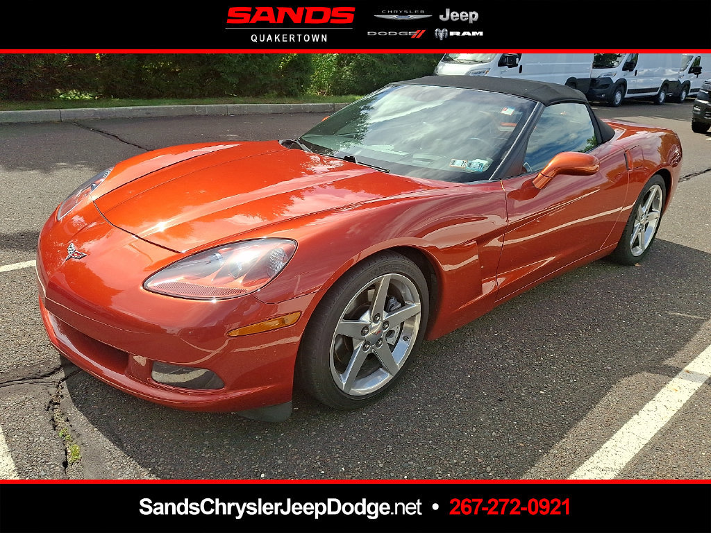 Used 2005 Chevrolet Corvette Convertible w/ Preferred Equipment Group RWD image 1