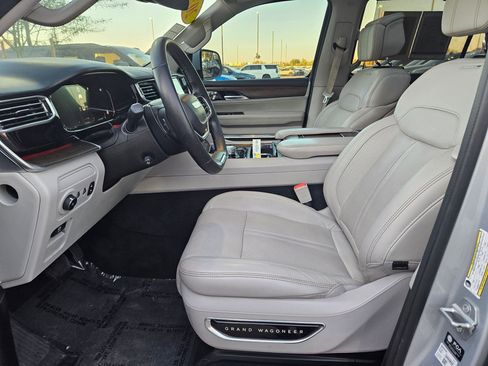 Used 2022 Jeep Grand Wagoneer Series I image 17