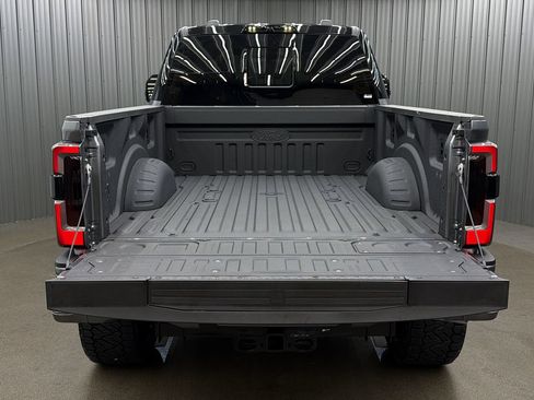 Used 2026 Ford F250 Platinum AWD/4WD image 18