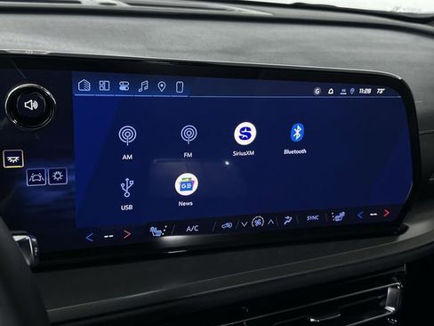 New 2026 Chevrolet Traverse LT w/ Driver Confidence Package image 16