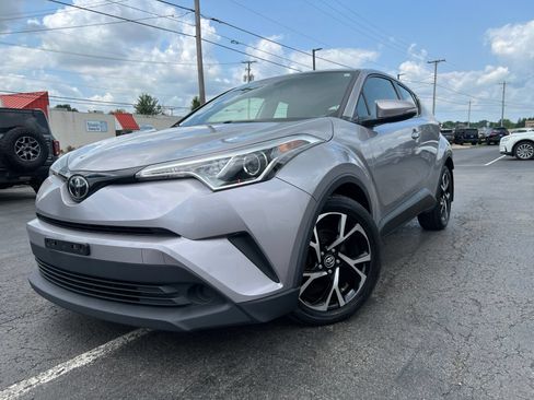 Used 2018 Toyota C-HR XLE FWD image 48