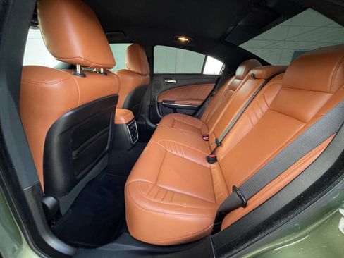 Used 2022 Dodge Charger Scat Pack w/ Plus Group RWD image 7