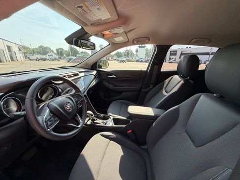 Used 2023 Buick Encore GX Select w/ Sport Touring Package AWD/4WD image 4