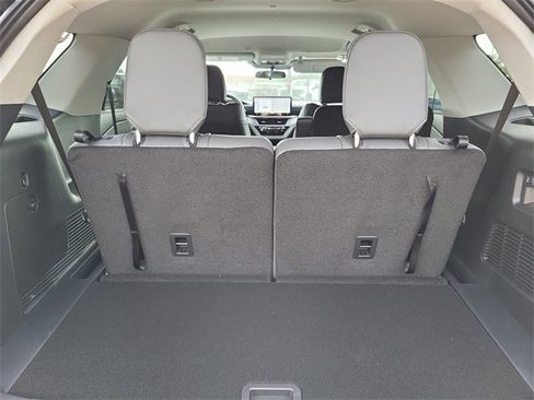 New 2026 Ford Explorer Active w/ Active Comfort Package image 19