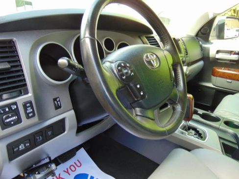 Used 2012 Toyota Tundra Limited AWD/4WD image 15