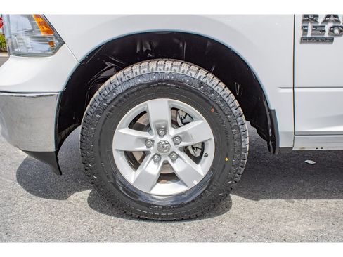 Used 2023 RAM 1500 Classic SLT w/ Electronics Group AWD/4WD image 5