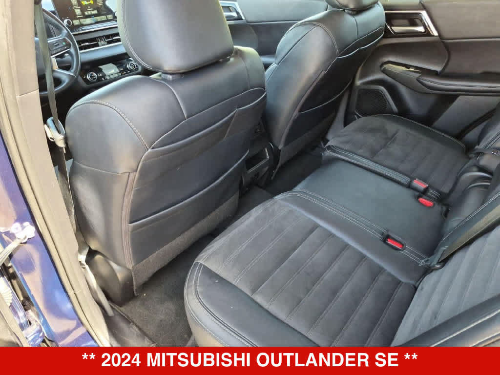 Used 2024 Mitsubishi Outlander SE AWD/4WD image 17