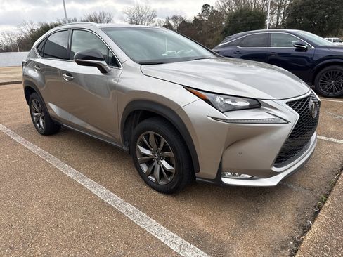 Used 2017 Lexus NX 200t FWD image 16