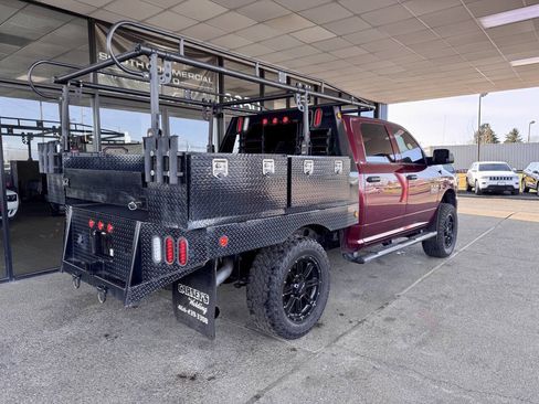 Used 2018 RAM 2500 Tradesman w/ Chrome Appearance Group image 7