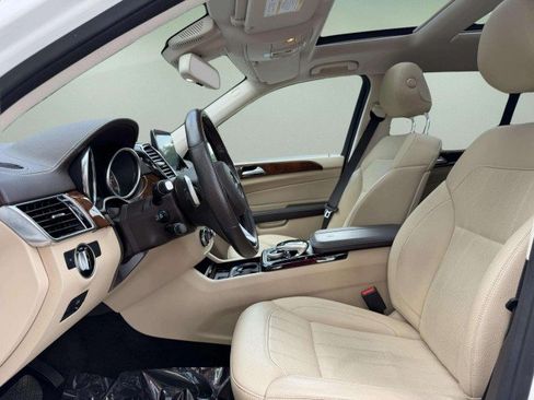 Used 2019 Mercedes-Benz GLS 450 4MATIC image 19