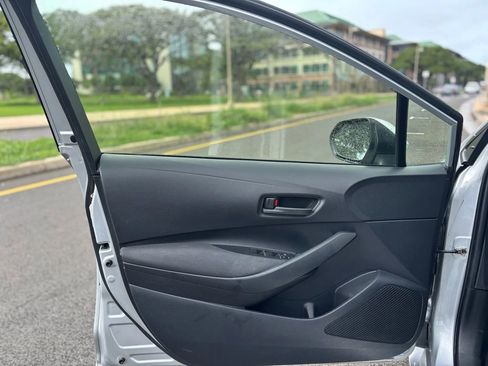 Used 2023 Toyota Corolla LE image 13