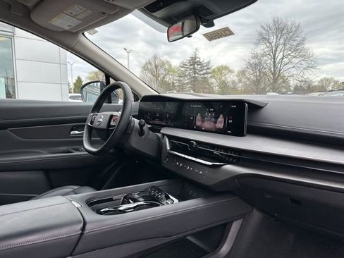Certified 2025 Nissan Murano SV AWD/4WD image 17