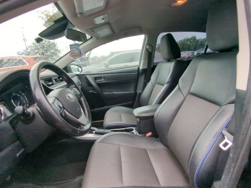 Used 2019 Toyota Corolla SE FWD image 6