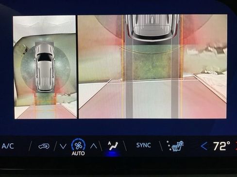 New 2026 Chevrolet Traverse LT w/ Midnight/Sport Edition image 17