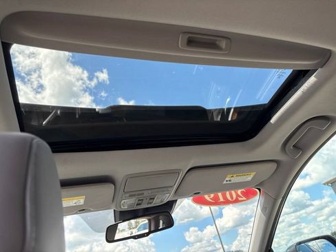 Used 2019 Honda CR-V EX-L image 19
