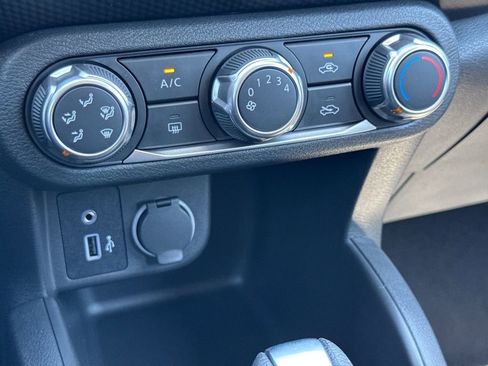 New 2025 Nissan Kicks Play S FWD image 21