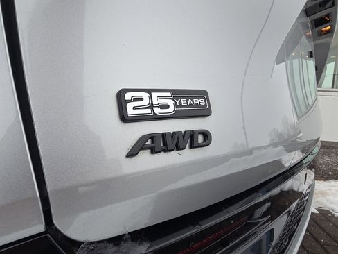 Used 2023 Toyota Sienna XSE image 14