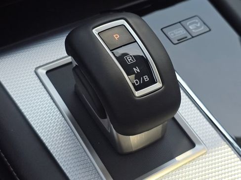 New 2026 Nissan Rogue Platinum AWD/4WD image 34