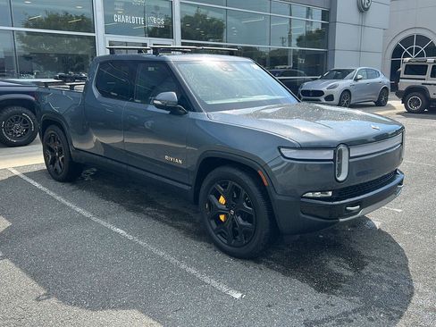 Used 2022 Rivian R1T Adventure AWD/4WD image 7