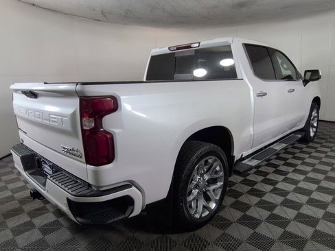 Certified 2022 Chevrolet Silverado 1500 High Country AWD/4WD image 4
