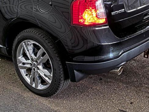 Used 2011 Ford Edge Limited w/ 301A Rapid Spec Order Code FWD image 15