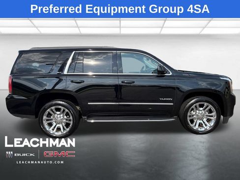 Used 2017 GMC Yukon SLT w/ Premium Edition AWD/4WD image 2