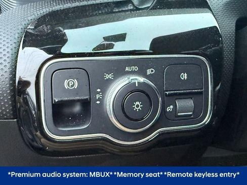 Used 2020 Mercedes-Benz A 220 4MATIC image 5